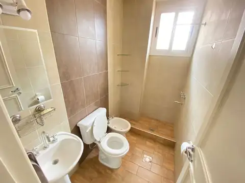 Departamento en Alquiler en Coronel Dorrego, $ 500.000