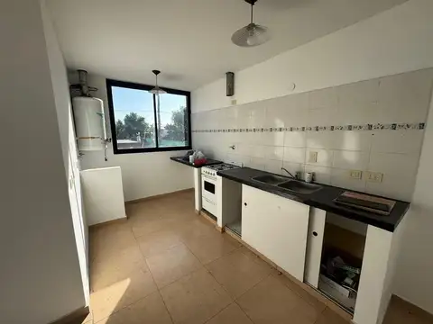 Depto Tipo Casa en Alquiler de 3 ambientes