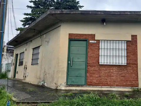 VENTA LOCALES COMERCIALES BERAZATEGUI
