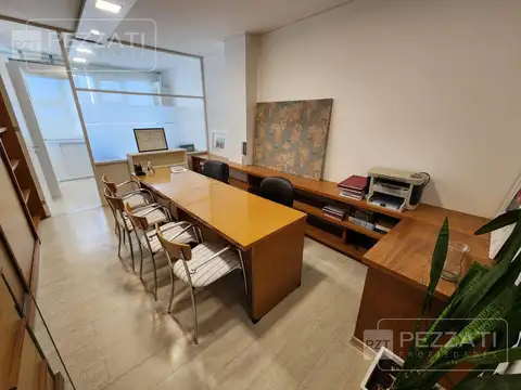 Oficina en  Venta. Totalmente equipada. Z/ Centro