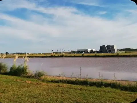 Terreno en Venta de 692,0 m2