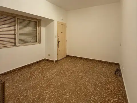 ALQUILA VILLA LUZURIAGA-PH-2 AMB.+ PATIO-SIN EXPENSAS-ZONA UNIVERSIDAD UNLAM  