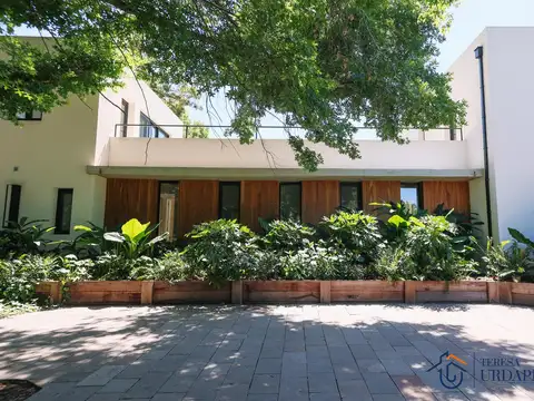 Impecable casa con lindisimo jardin en venta en ALTOS DEL PILAR-  TERESA URDAPILLETA PROPIEDADES