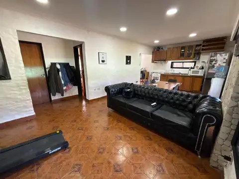 VENTA CASA QUINTA 4 AMBIENTES GENERAL RODRIGUEZ