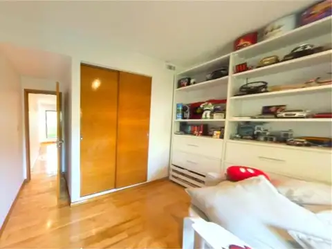 Casa 6 ambientes con 3 baños