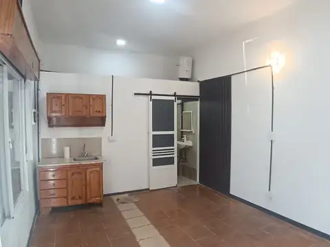 Depto Tipo Casa en Alquiler en Barrio El Gaucho, $ 300.000