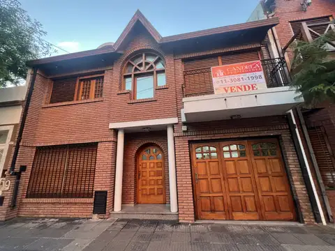 Casa 5 Ambientes - Venta - Mataderos!