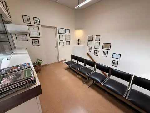 Oficina en Alquiler en Campana, $ 1.700.000