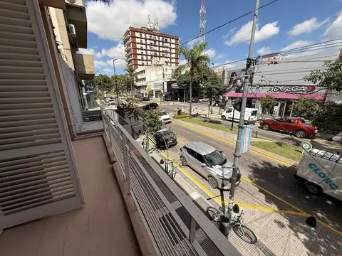 Av. Rocca 240 , Piso P.A.