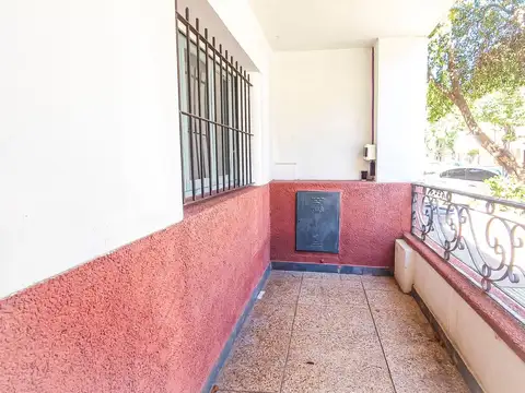 Casa en Alquiler en Versalles, $ 1.600.000