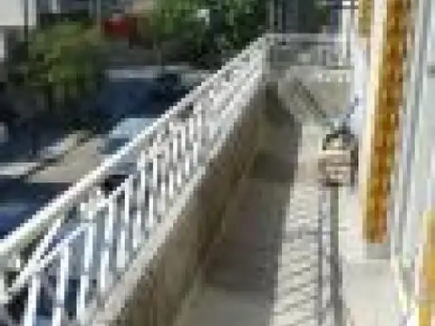 Depto Tipo Casa en Venta 35 años