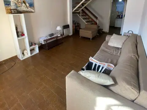 Depto Tipo Casa en Venta en Bernal, USD 86.000