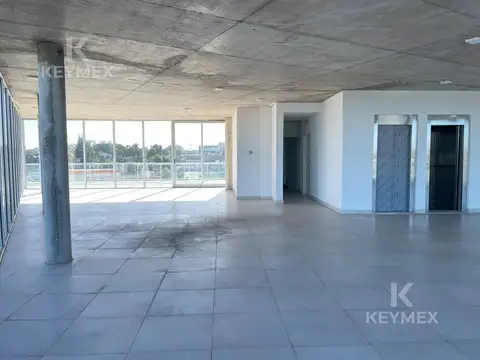 Oficina en Venta al Norte