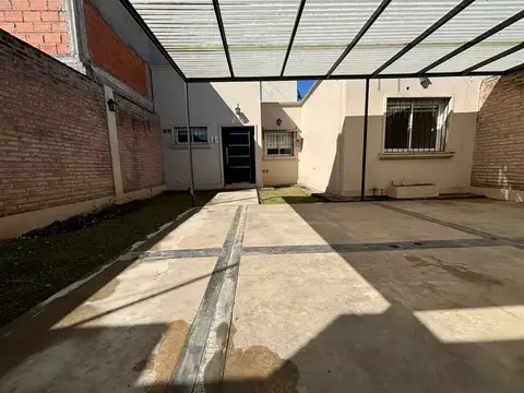 Villa Carmela , Piso MNZ I