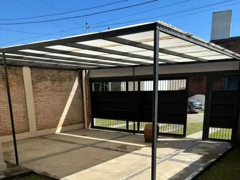 Casa en Alquiler de 2 dormitorios