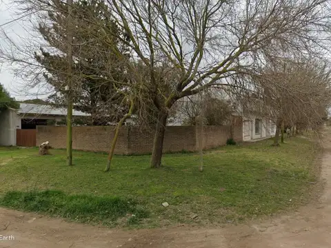 102 e/ 23 y 25