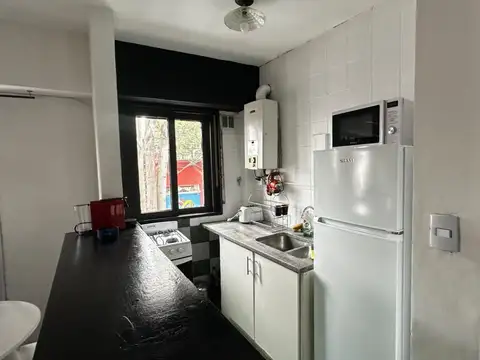 Depto Tipo Casa 2 ambientes con 1 baño