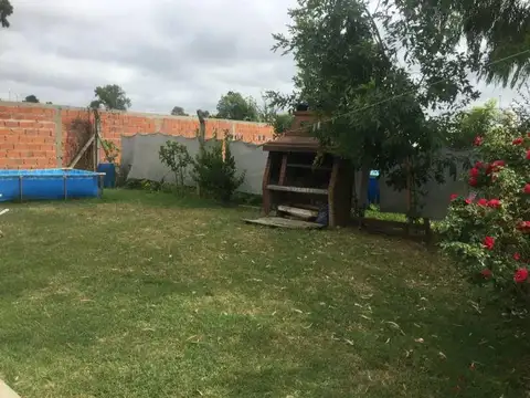 Casa en Venta con 4 cocheras