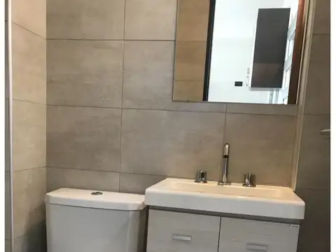 Depto Tipo Casa en Alquiler de 2 dormitorios