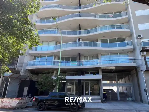 VENTA SEMIPISO A ESTRENAR 3 DORM 19 DE MAYO 571