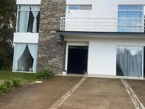 Casa en alquiler barrio privado rumenco