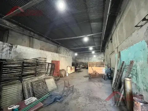 Galpon en Venta 10  mts Frente