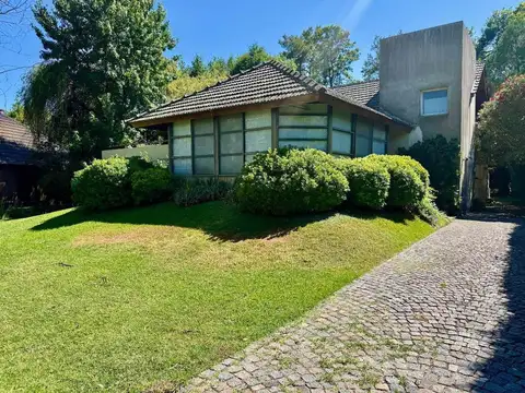 Casa en Venta en Highland Park Country Club, USD 520.000