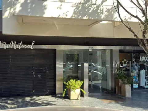 LOCAL   EN PLENO VILLA LURO
