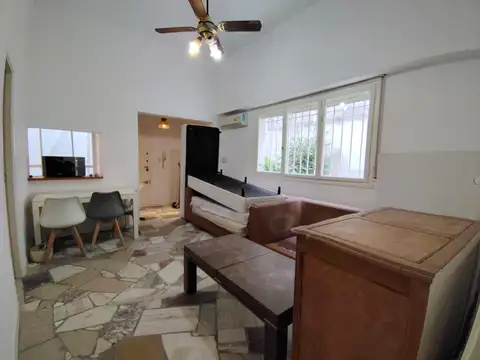 Depto Tipo Casa 2 ambientes con 1 baño