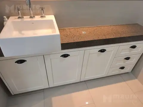 Oficina en alquiler 2 ambientes con cochera fija en Belgrano Vigilancia y Amenities