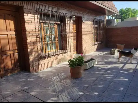 Casa dos dormitorios - La Plata