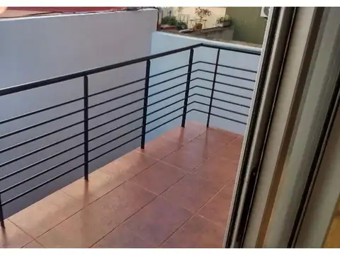 Departamento en Alquiler en Parque Centenario, $ 650.000