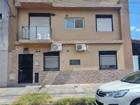 ALQUILER SANTOS LUGARES MONO AMBIENTE DIVIDIDO 