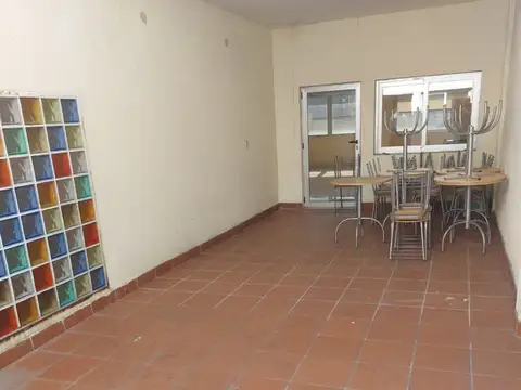 Local - Alquiler - Argentina, Lanús - FARREL , JUAN 654