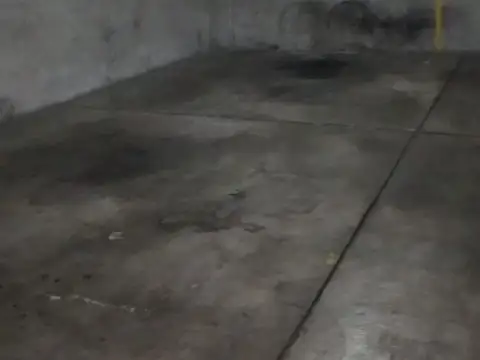 Cochera en venta en el barrio de Flores