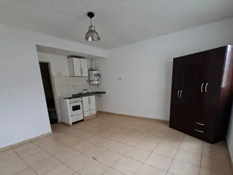 Monoambiente en Alquiler - Urquiza 3846 1° Depto 03