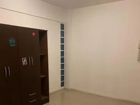 DEPARTAMENTO DE 1 AMBIENTE MODERNO MUY LUMINOSO  CON BALCON