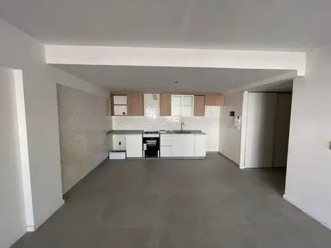 Lugones 4600, Piso 1B