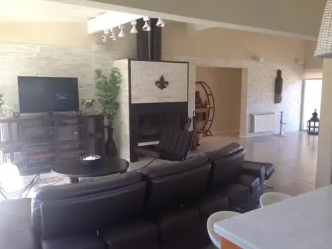 Casa en Venta de 5 dormitorios