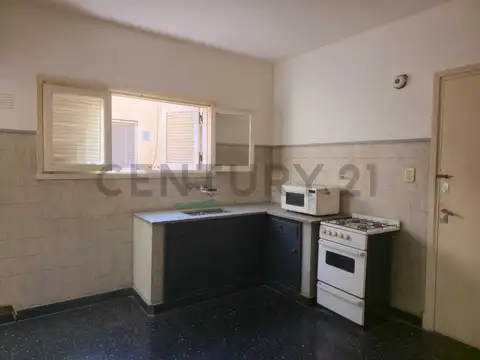 9 de Julio 1000, Piso 5