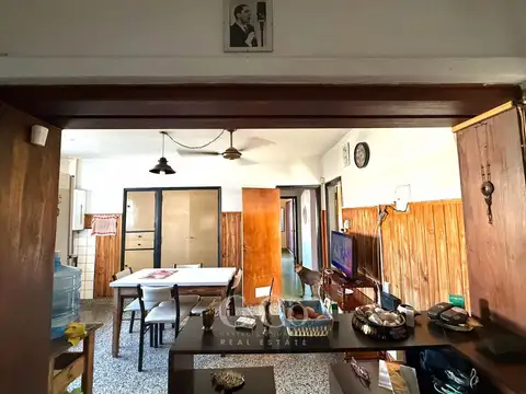 Casa 3 ambientes con 2 baños