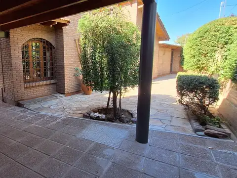 Casa en Venta al Oeste