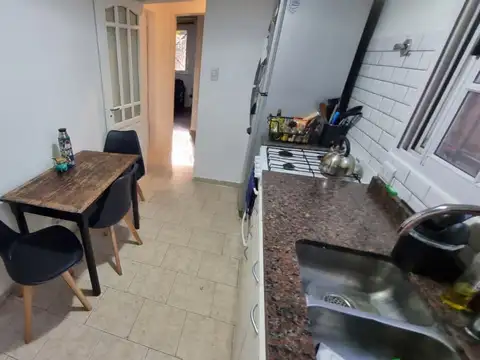 Avenida Rivadavia 21600, Piso P.B