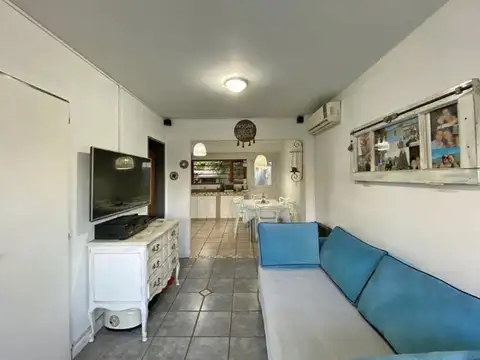 Casa en Alquiler con 1 cochera