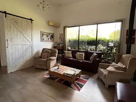 Casa en Venta en Barrio  Santa Ana Moreno