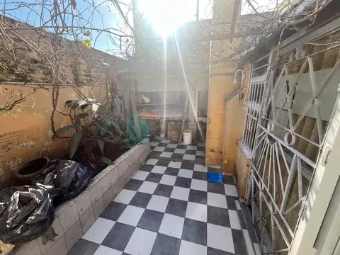 Depto Tipo Casa en Venta con 1 cocheras