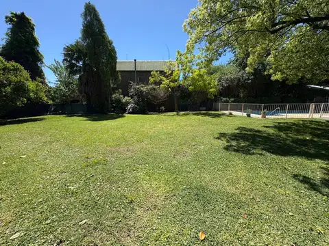 Juan José Paso 8700