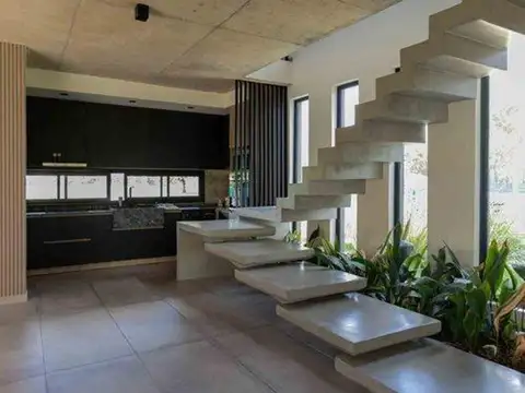 Casa en Venta en Area 60, USD 350.000