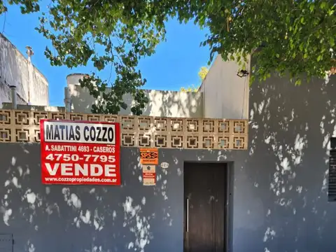 Casa 3 Amb amplios y Galpón