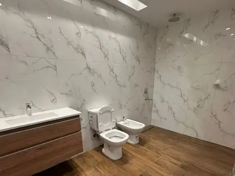 Oportunidad Casa 4 Ambientes 724 M2 Escucha Oferta